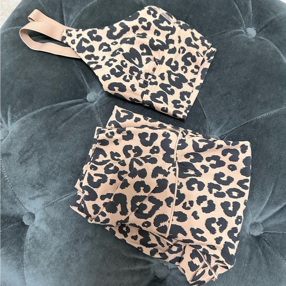 Aerie: Sports Bra and Legging matching Set - Size S - Picture 1 of 16